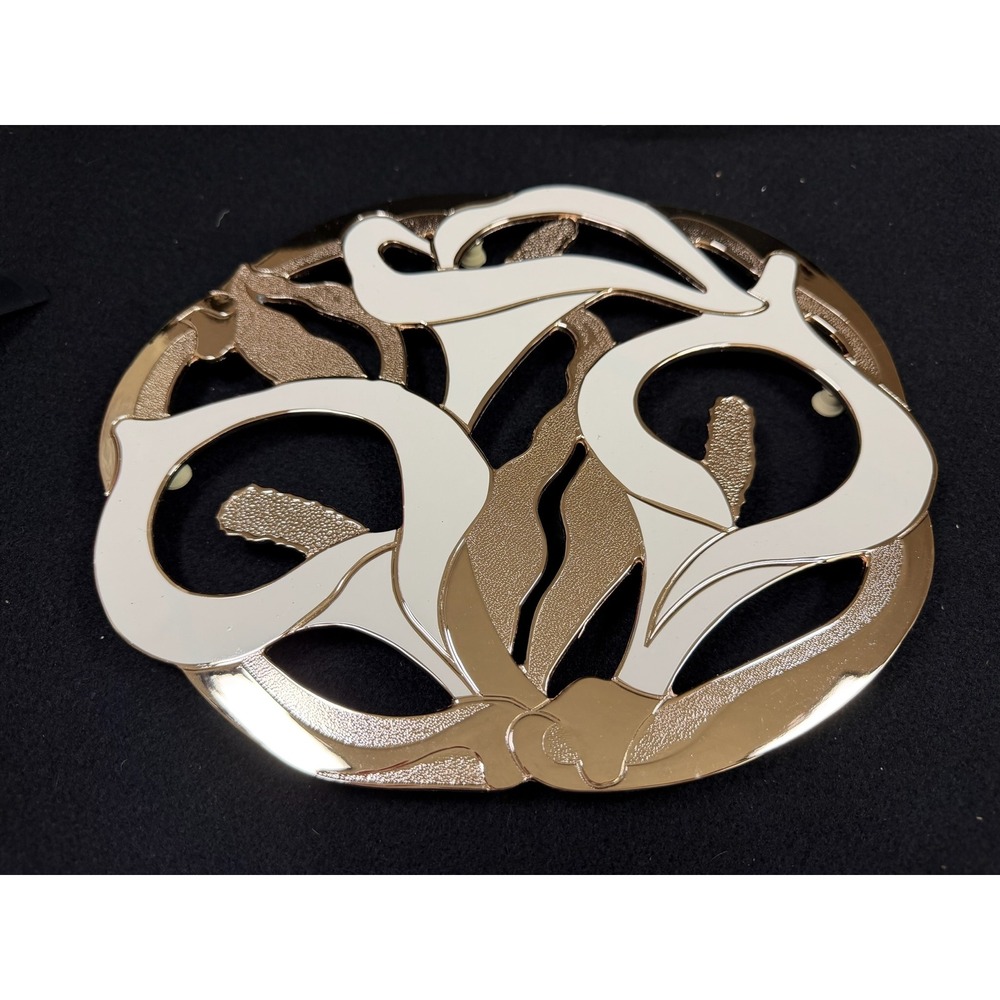 Wm A Rogers Calla Lily Trivet Oneida Gold White Floral Metal Made Japan‎ 53 8309